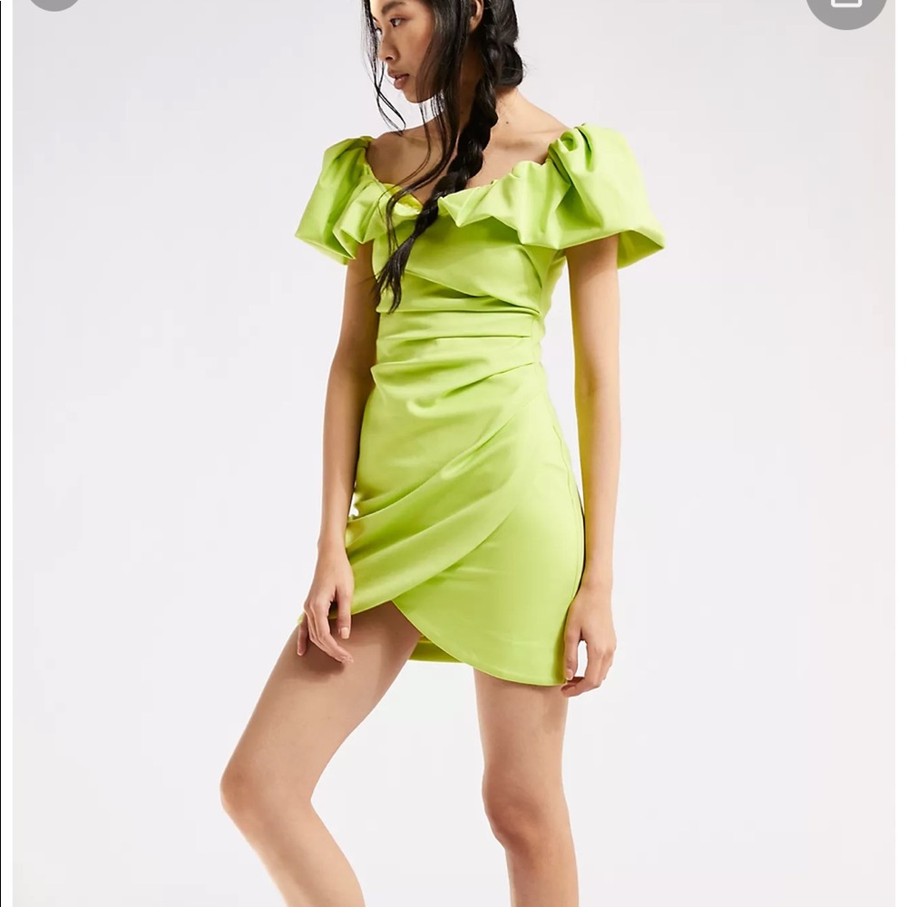 ELLIATT Zanzibar Off the Shoulder Dress